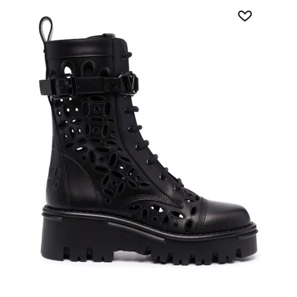 Valentino amazing eyelet boots - Picture 3 of 3